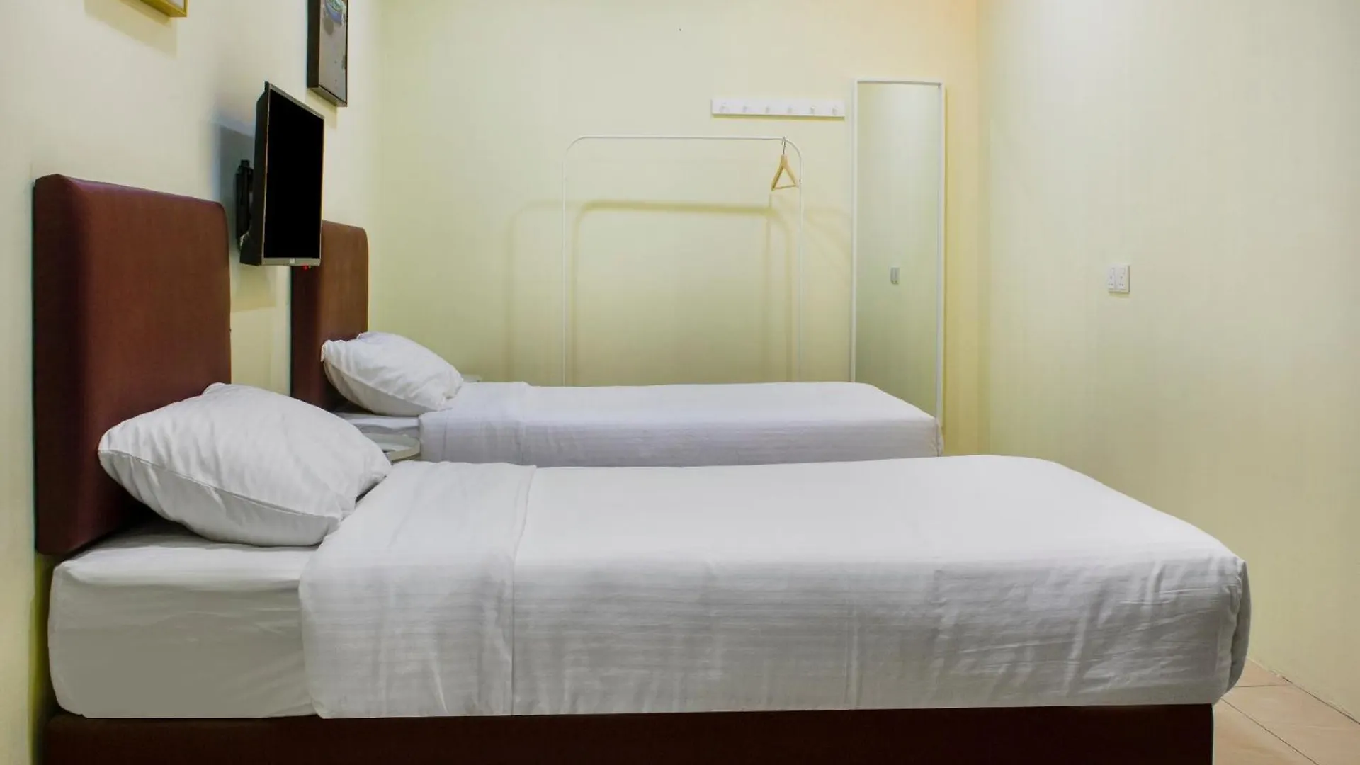 ** Hotel Oyo 90090 Roselyn Inn 2 Pasir Gudang Malaysia